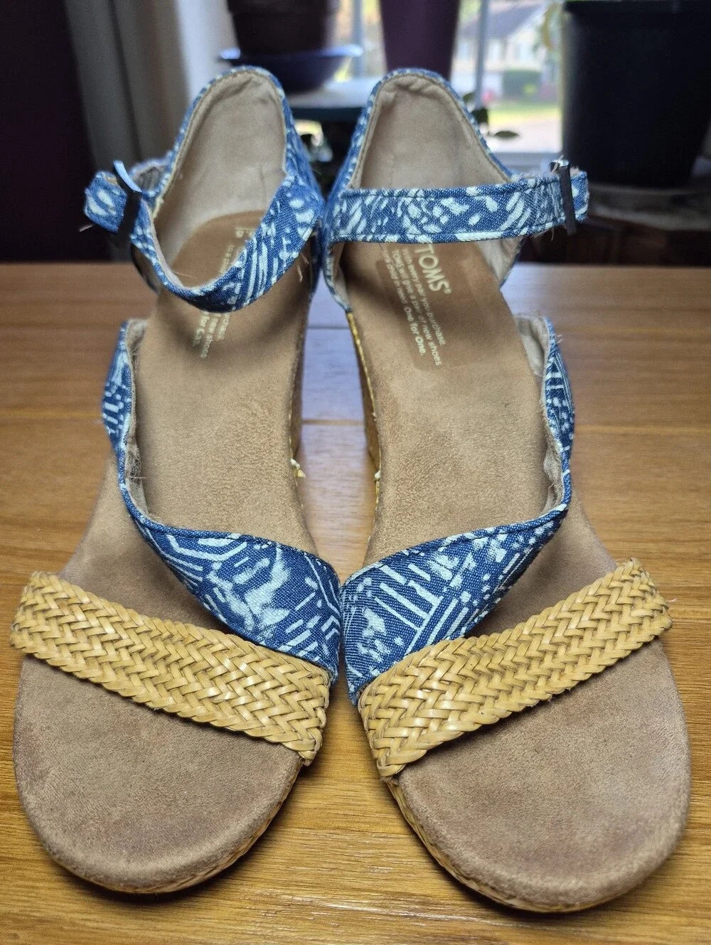 TOMS‎ Clarissa Wedge Sandals - Size 8.5